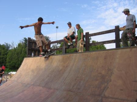 Thierry - Rock to Fakie sur la rampe